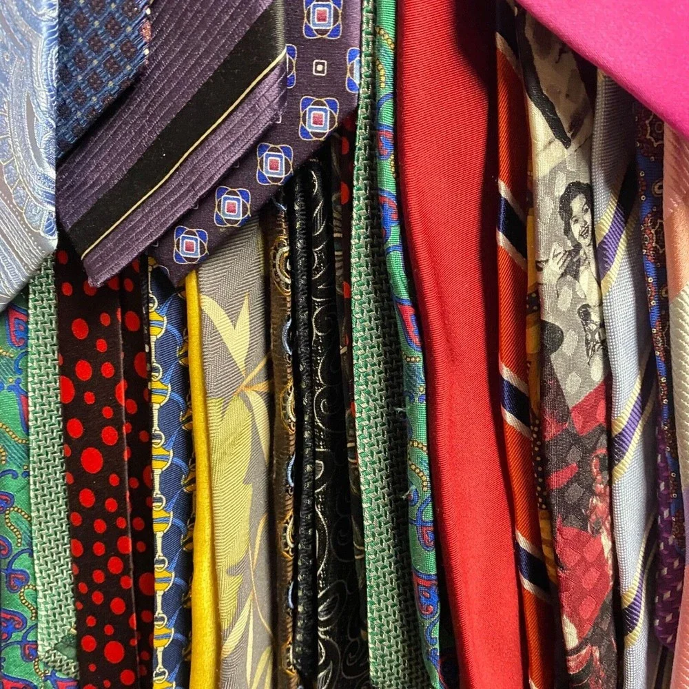 Mens Neckties Elegant Fun Vintage Variety Lot of 10 Random Ties - Fast Shipping